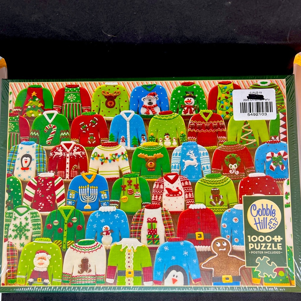 COBBLE HILL - UGLY CHRISTMAS SWEATERS - 1000 PIECE PUZZLE